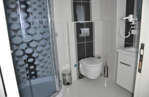 Mustafakemalpasa Hotel | Hotel Iscen