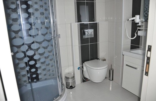 Mustafakemalpasa Hotel | Hotel Iscen