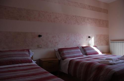 Monno Hotel | Hotel Iscla