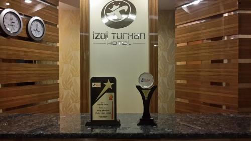 Batman Hotel | Hotel Izgi Turhan