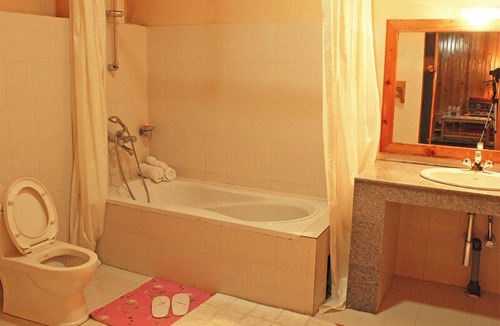 Bumthang Hotel | Hotel Jakar View