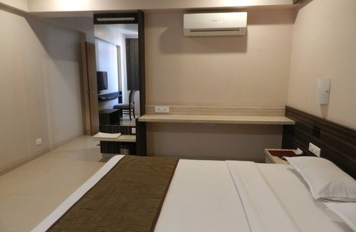 Kolhapur Hotel | Hotel K Square