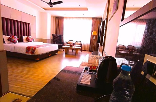 Bajoral Khurd Hotel | Hotel k11