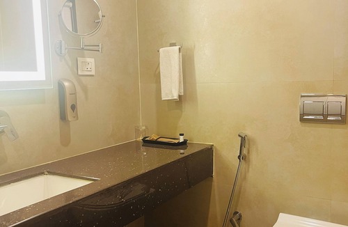 Jabalpur Hotel | hotel kadamb tree