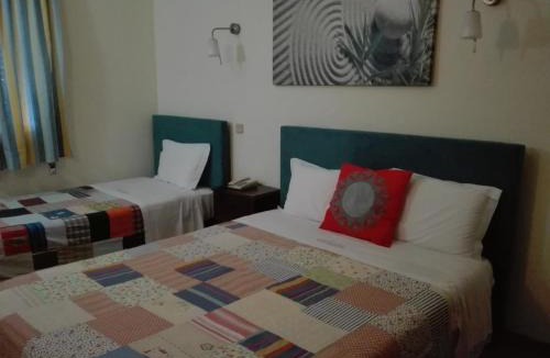 Santa Maria dos Olivais Hotel | Hotel Kamanga