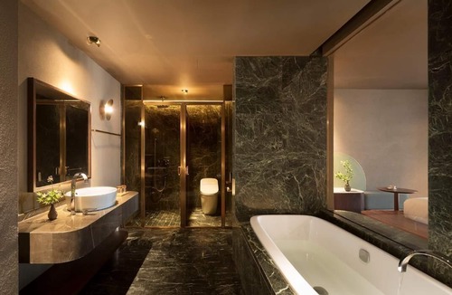 Chun'an Hotel | Hotel Karen