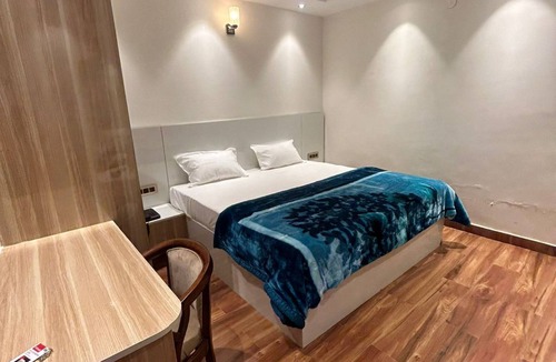 Kharar Hotel | Hotel Katani Inn