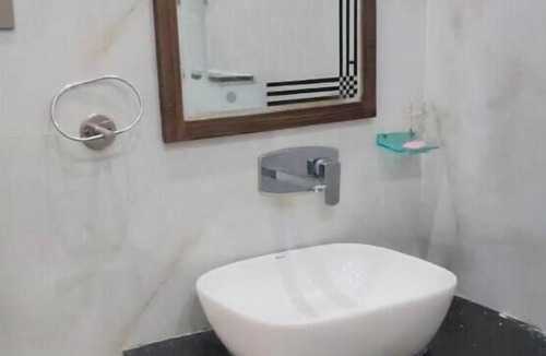 Chomu Hotel | Hotel Kesar bagh