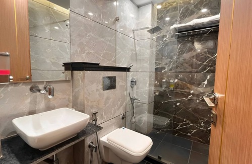 Gurugram Hotel | Hotel Keshav Residency - Medicity Gurugram, near Medanta Hospital