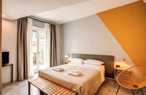 Rione III Colonna Hotel | Hotel King