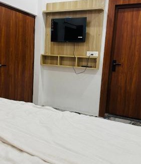 Agra House | Hotel kr palace