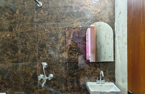 Agra Hotel | Hotel KR Palace