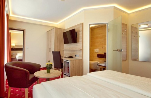 Neuhausen - Nymphenburg Hotel | Hotel Kriemhild am Hirschgarten