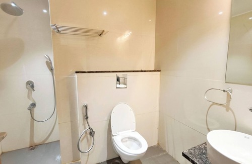 Vrindavan Hotel | Hotel Krishna Anandam Regency