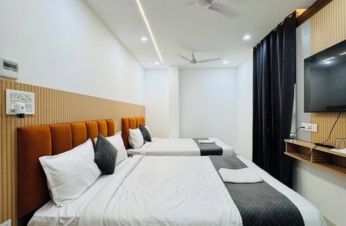 Allahabad Hotel | Hotel Krishna Continental