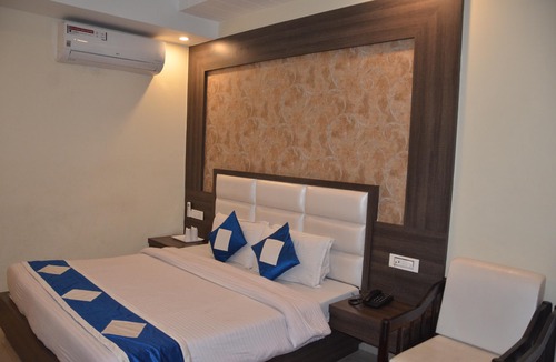 Katra Hotel | Hotel Krishna