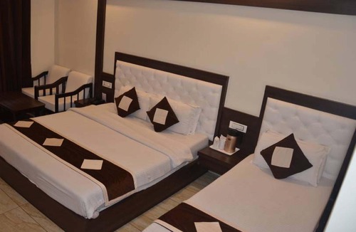 Katra Hotel | Hotel Krishna