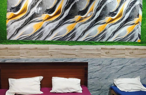 Vrindavan Hotel | Hotel Krishna Kripa Dham Near Prem Mndir