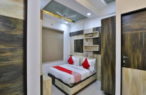 Viramgam Hotel | Hotel Krishna Palace