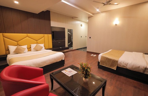 Vrindavan Hotel | Hotel Krishnam