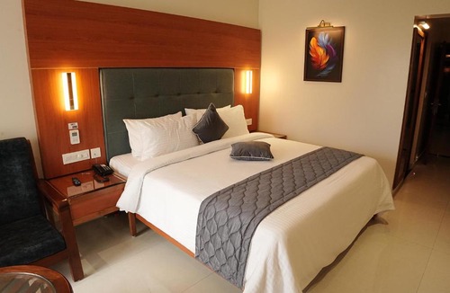 Theni Hotel | Hotel Krithick grand