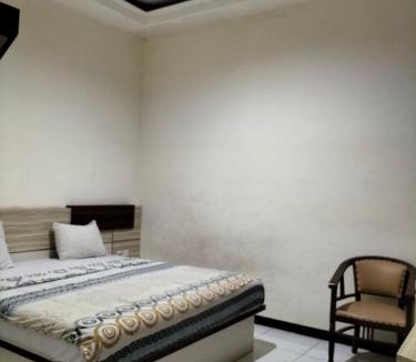 Slawi Hotel | Hotel Kudus Permata