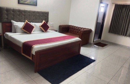 Suluru Hotel | Hotel Kvr Residency Tada