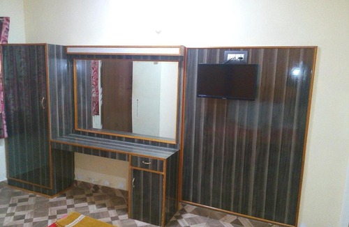 Katpadi Hotel | Hotel KVS Residency