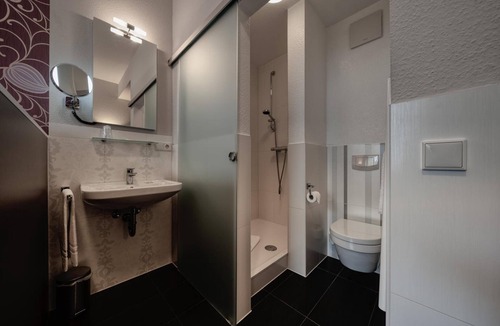 Heusweiler Hotel | Hotel L'adresse