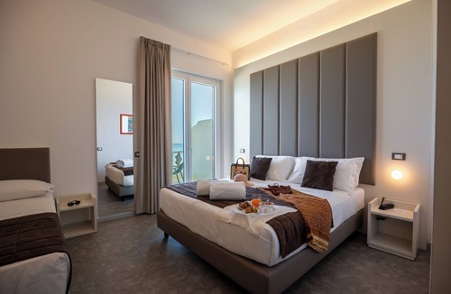 Alcamo Marina Hotel | Hotel La Battigia