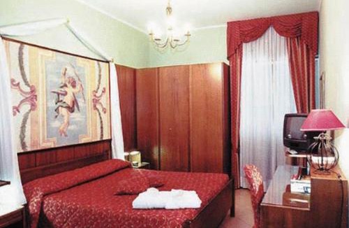 Cittiglio Hotel | Hotel La Bussola