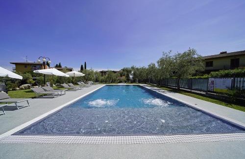 Moniga del Garda Hotel | Hotel La Pergola
