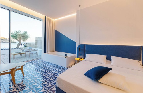 Castro Marina Hotel | Hotel La Roccia