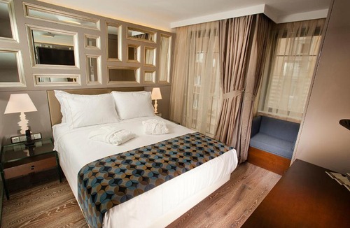 Talimhane Hotel | Hotel La Villa
