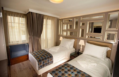 Talimhane Hotel | Hotel La Villa