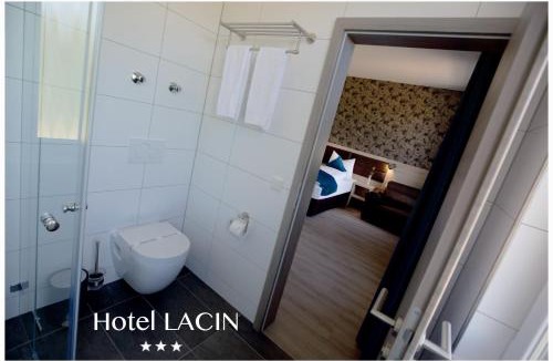 Schweinau Hotel | Hotel LACIN