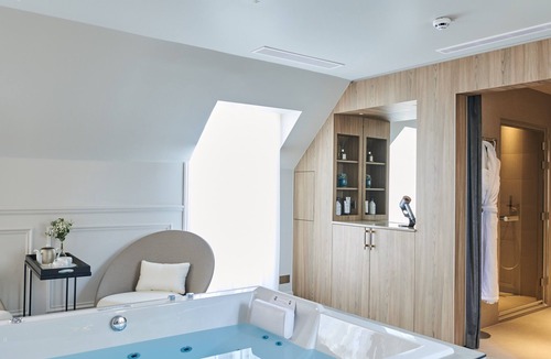 Faubourg-du-Roule Hotel | Hotel Lancaster