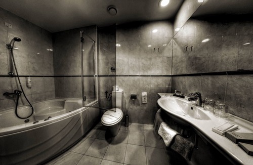 Vukovar Hotel | Hotel Lav