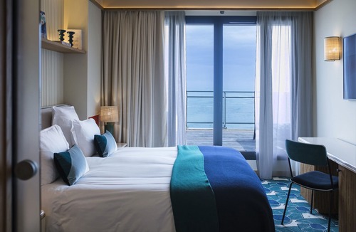 Biarritz City Centre Hotel | Hotel Le Café de Paris