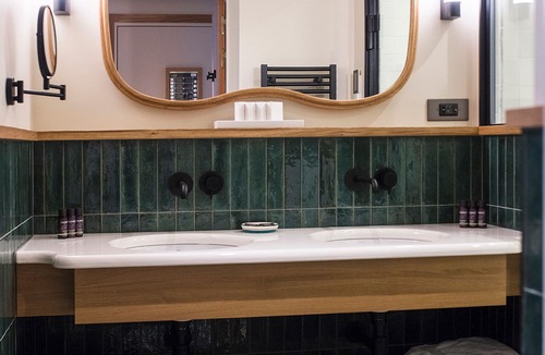 Biarritz City Centre Hotel | Hotel Le Café de Paris