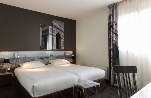 Rueil-Malmaison Hotel | Hotel Le Cardinal Rueil Centre
