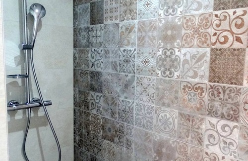 Tours Hotel | Hotel Le Castel Fleuri