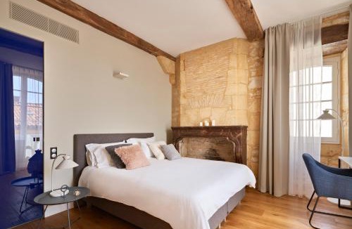 Monpazier Hotel | Hotel Le Chevalier Bleu