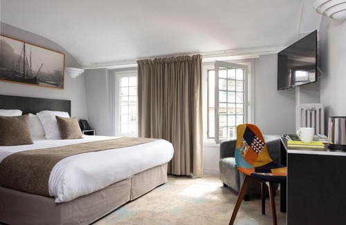 Honfleur Hotel | Hotel Le Dauphin