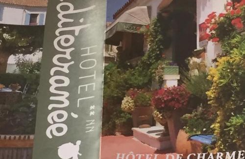 Saintes-Maries-de-la-Mer Hotel | Hotel Le Méditérranée