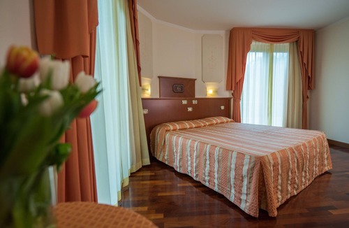 Genga Hotel | Hotel Le Grotte