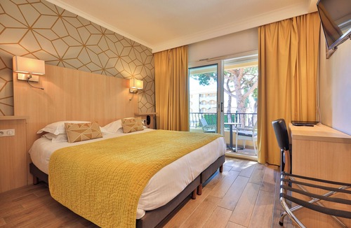 Sainte-Maxime City Centre Hotel | Hotel Le Petit Prince