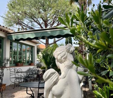 Antibes City Centre Hotel | Hotel Le Ponteil