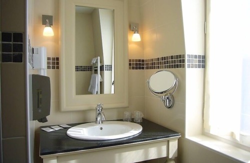 Paimpont Hotel | Hotel Le Relais De Broceliande