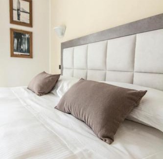 Corvino San Quirico Hotel | Hotel Le Vigne di Corvino